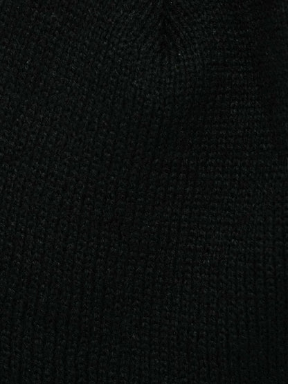 three studs knit beanie