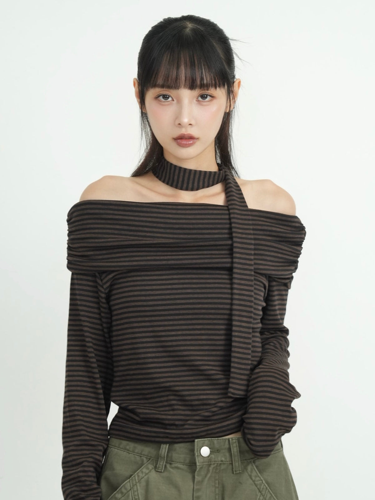 border offshoulder scarf tops