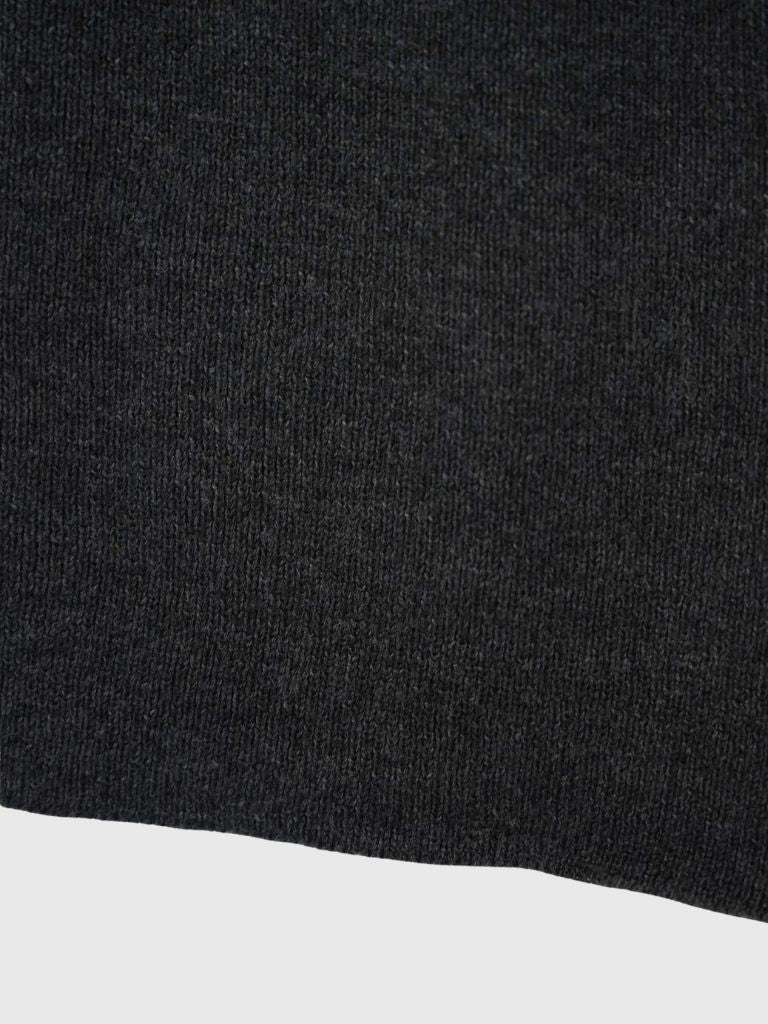 color point turtleneck knit