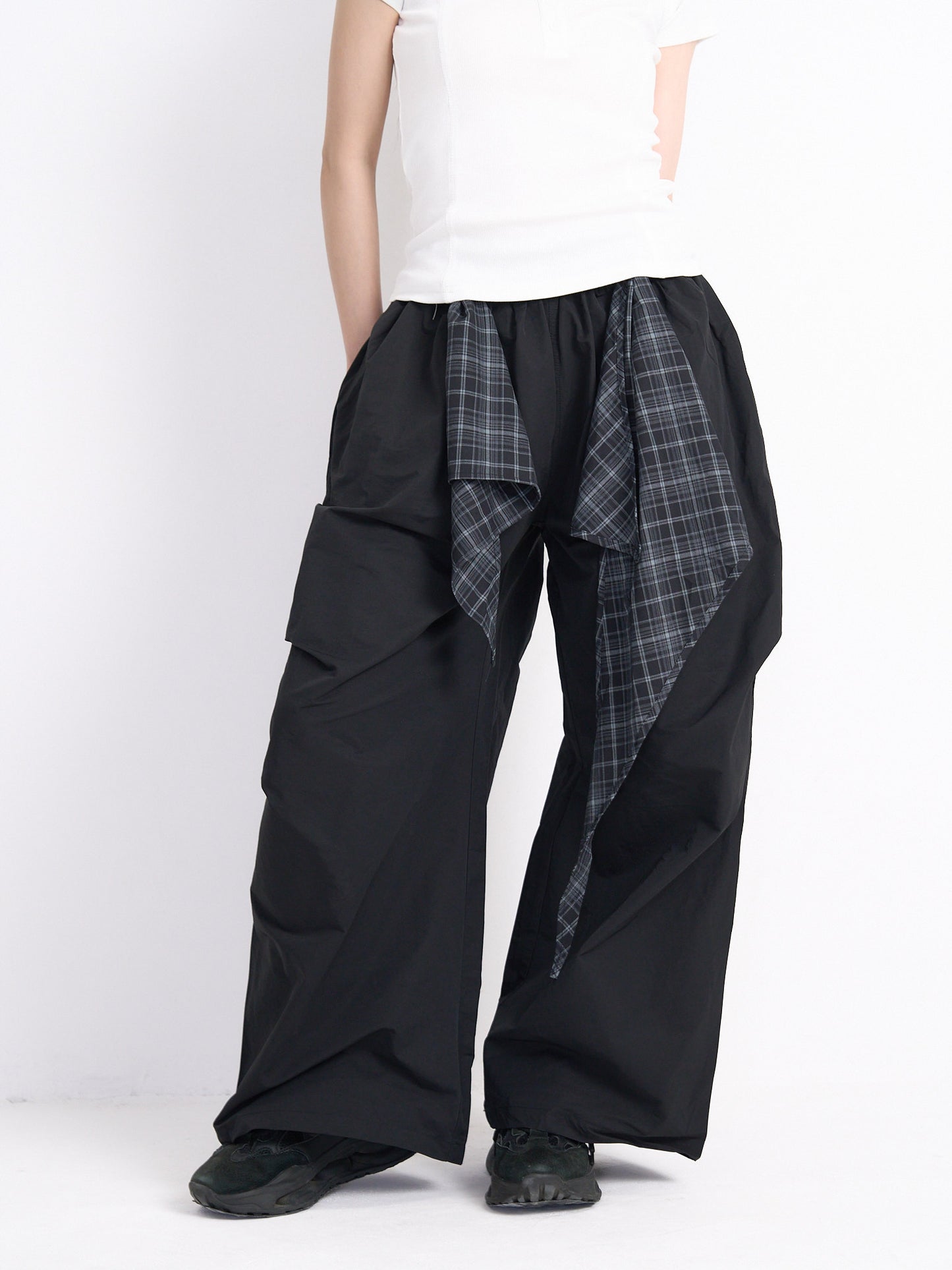 check loop wide pants