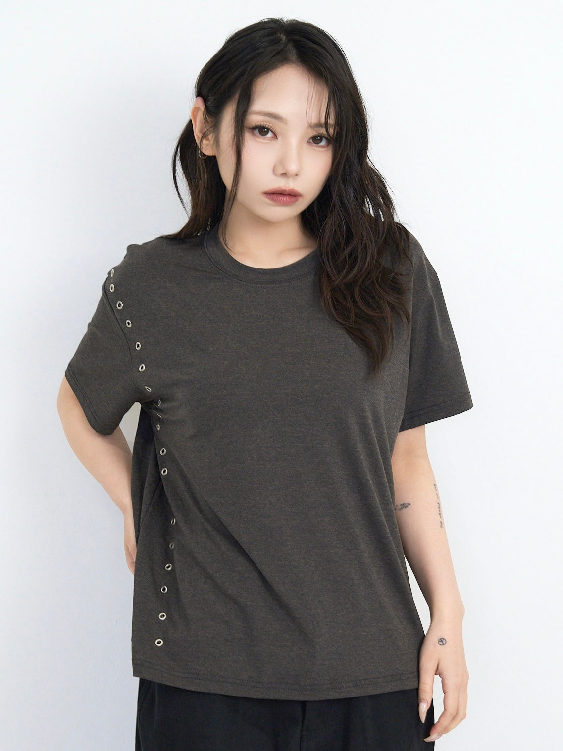 eyelet line tops
