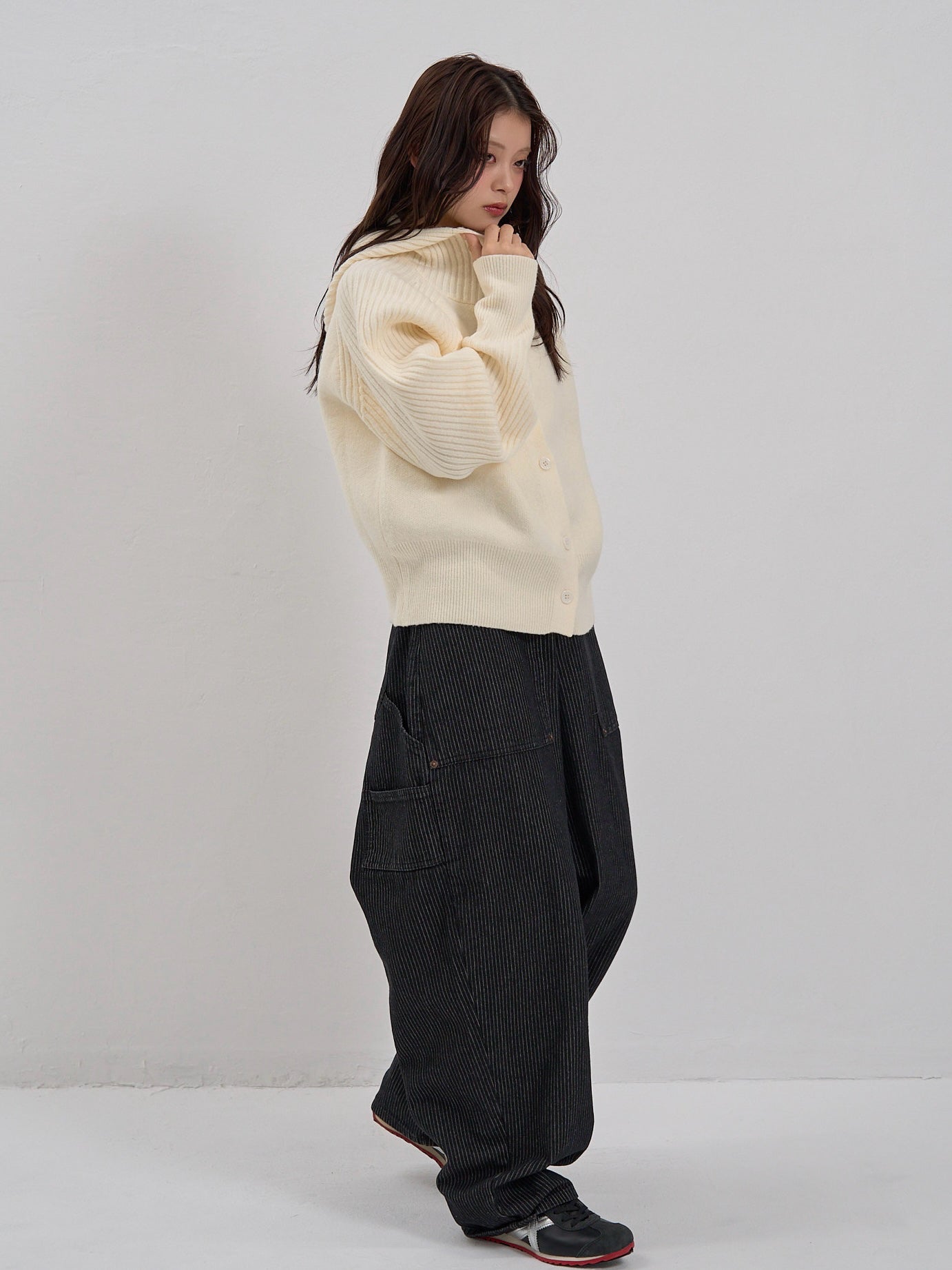 high-neck button knit cardigan