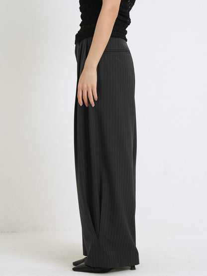 wide stripe tuck pants