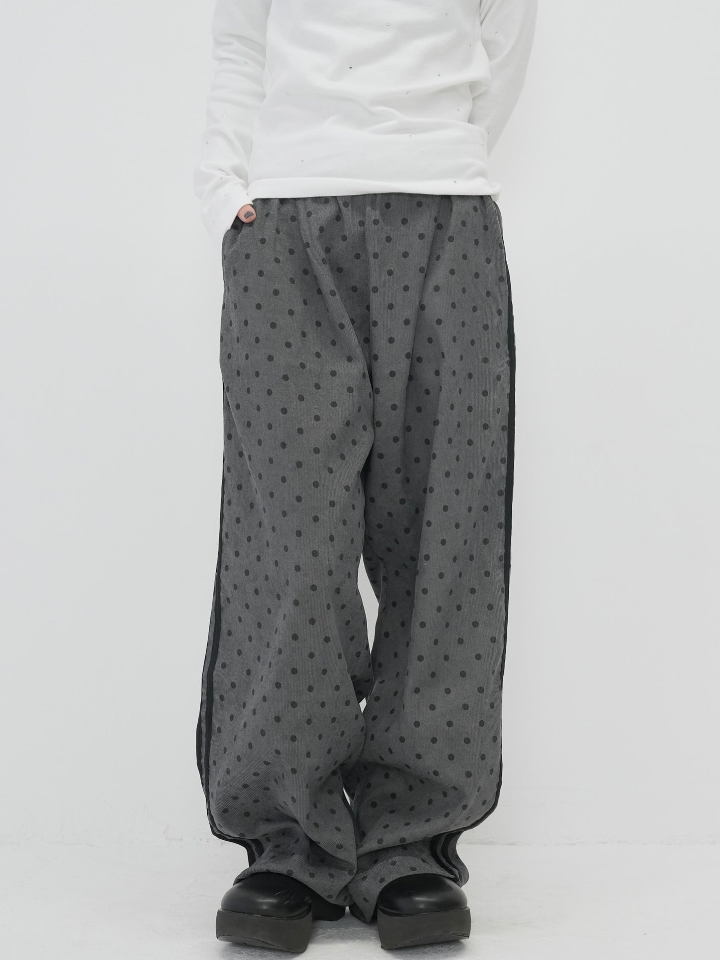 dot wide line pants