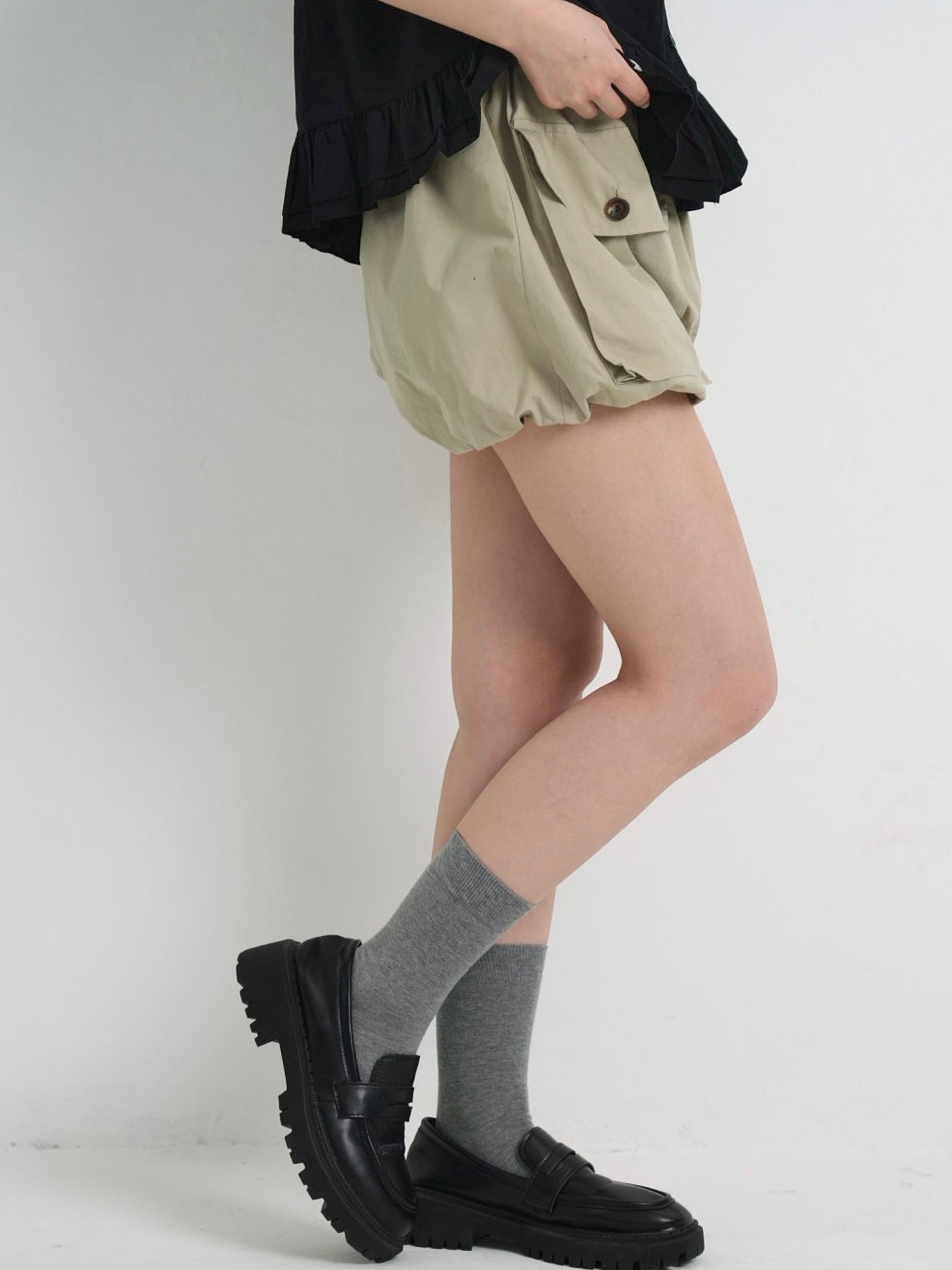 cargo balloon shorts