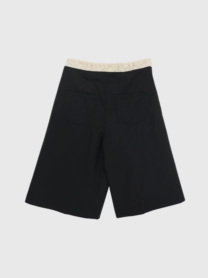 wide silhouette half pants