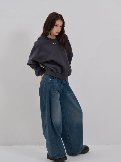 studs neck cropped sweat tops