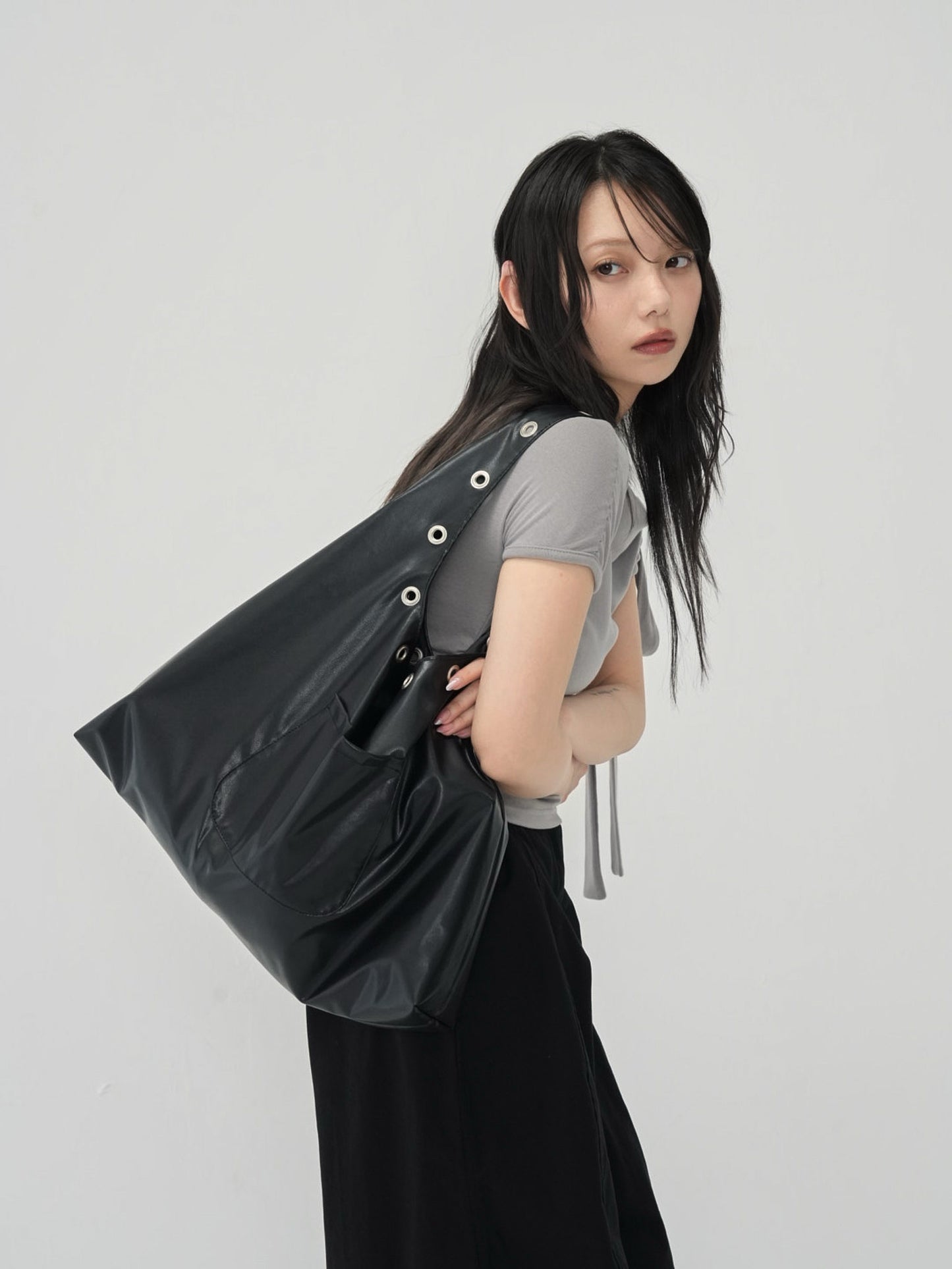 eyelet shoulder bag