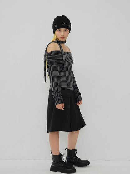 border offshoulder scarf tops