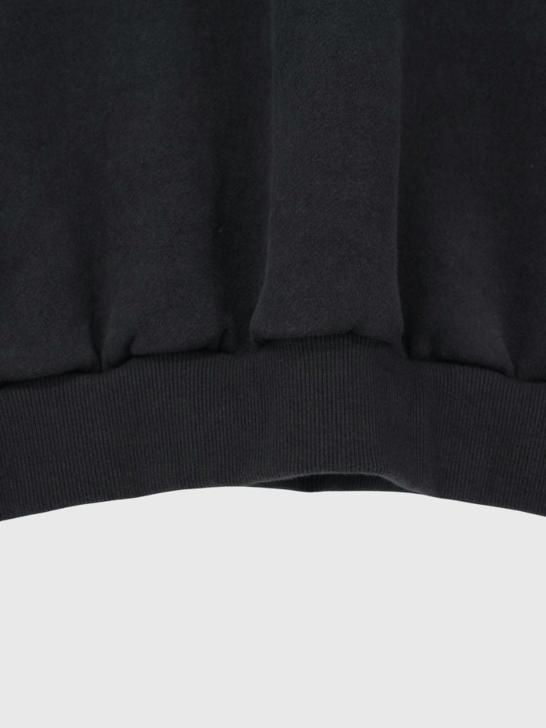 studs neck cropped sweat tops
