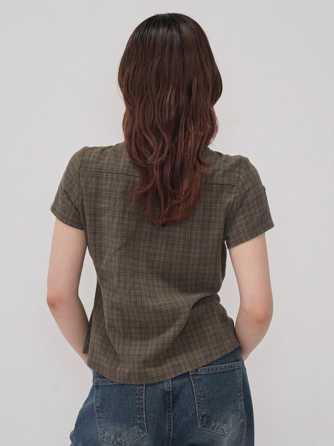 button sleeve check shirt