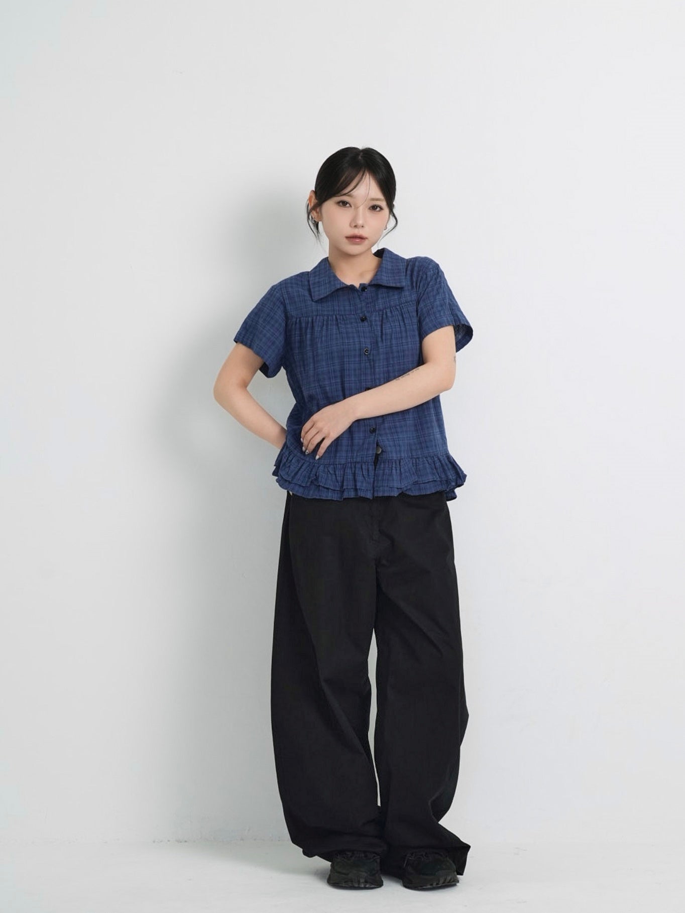 gather frill blouse