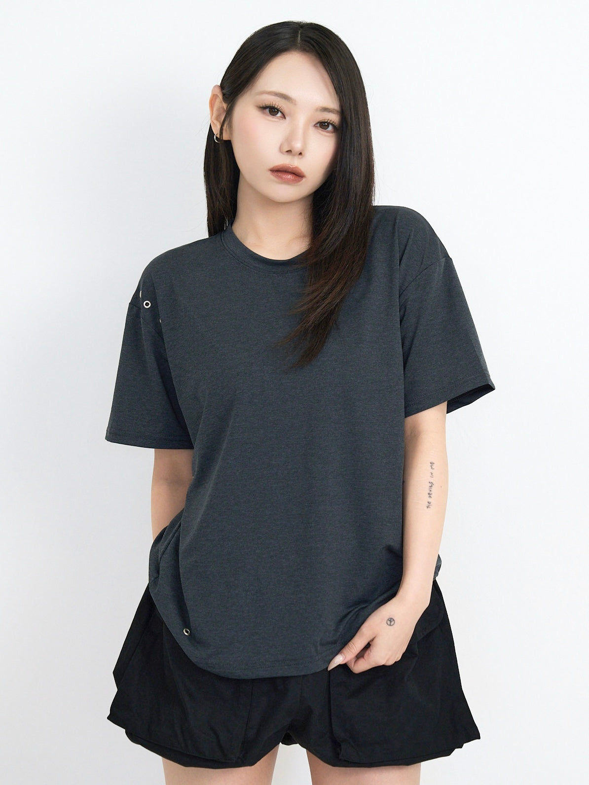 eyelet line tops