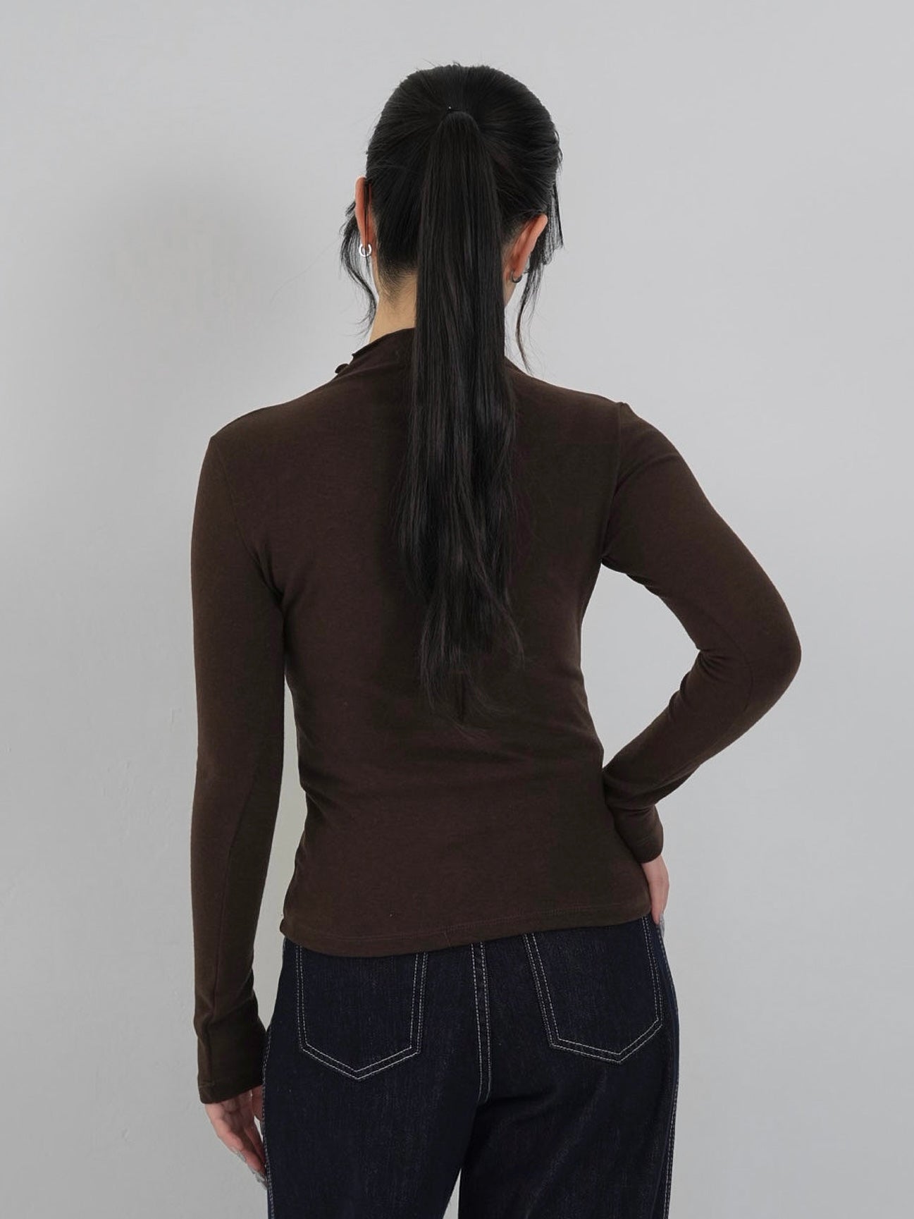 cutout choker neck tops