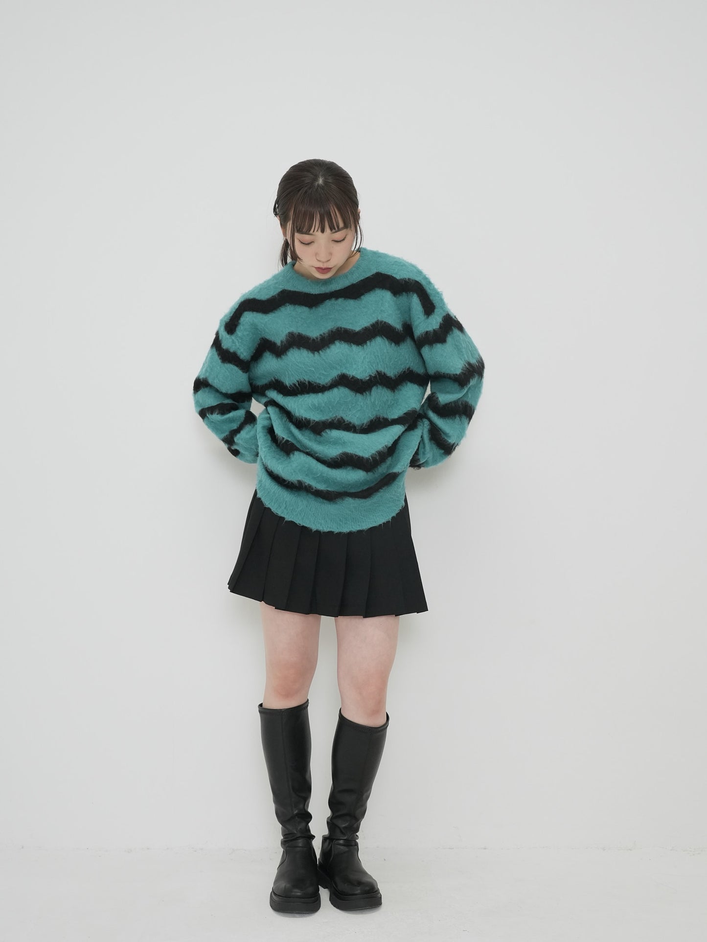 wave mohair knit