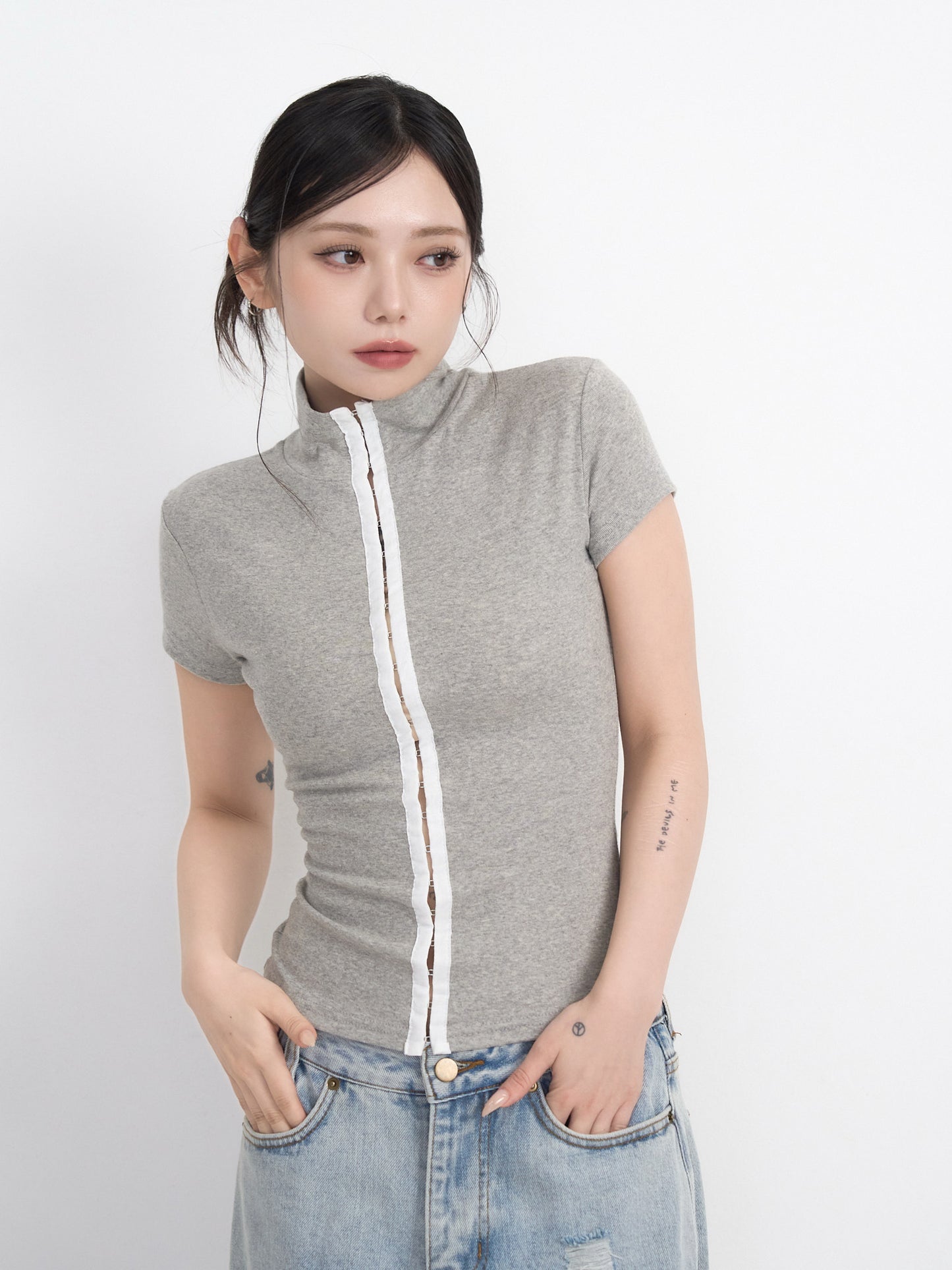 slim hook detail tops