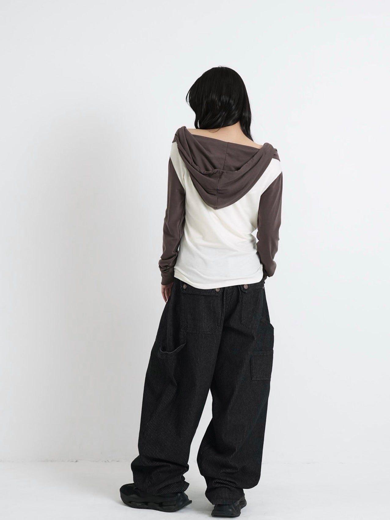 contrast off shoulder hooded tops