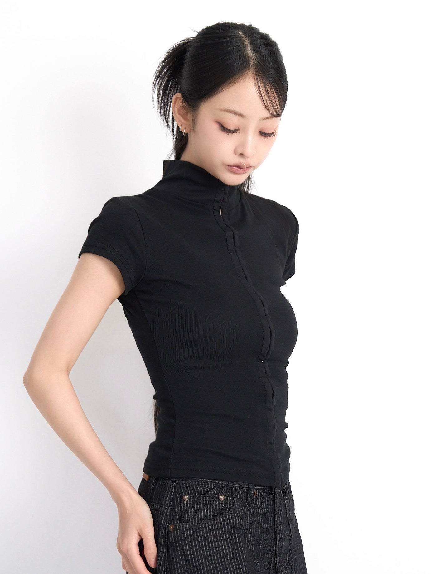 slim hook detail tops