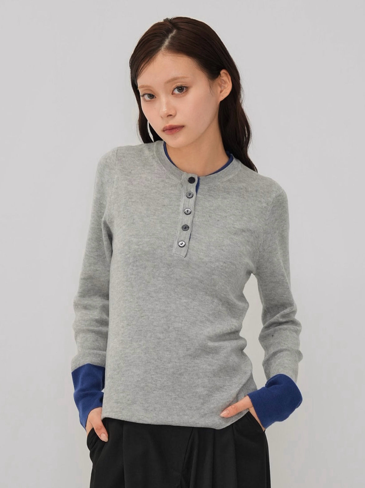 bicolor button round tops