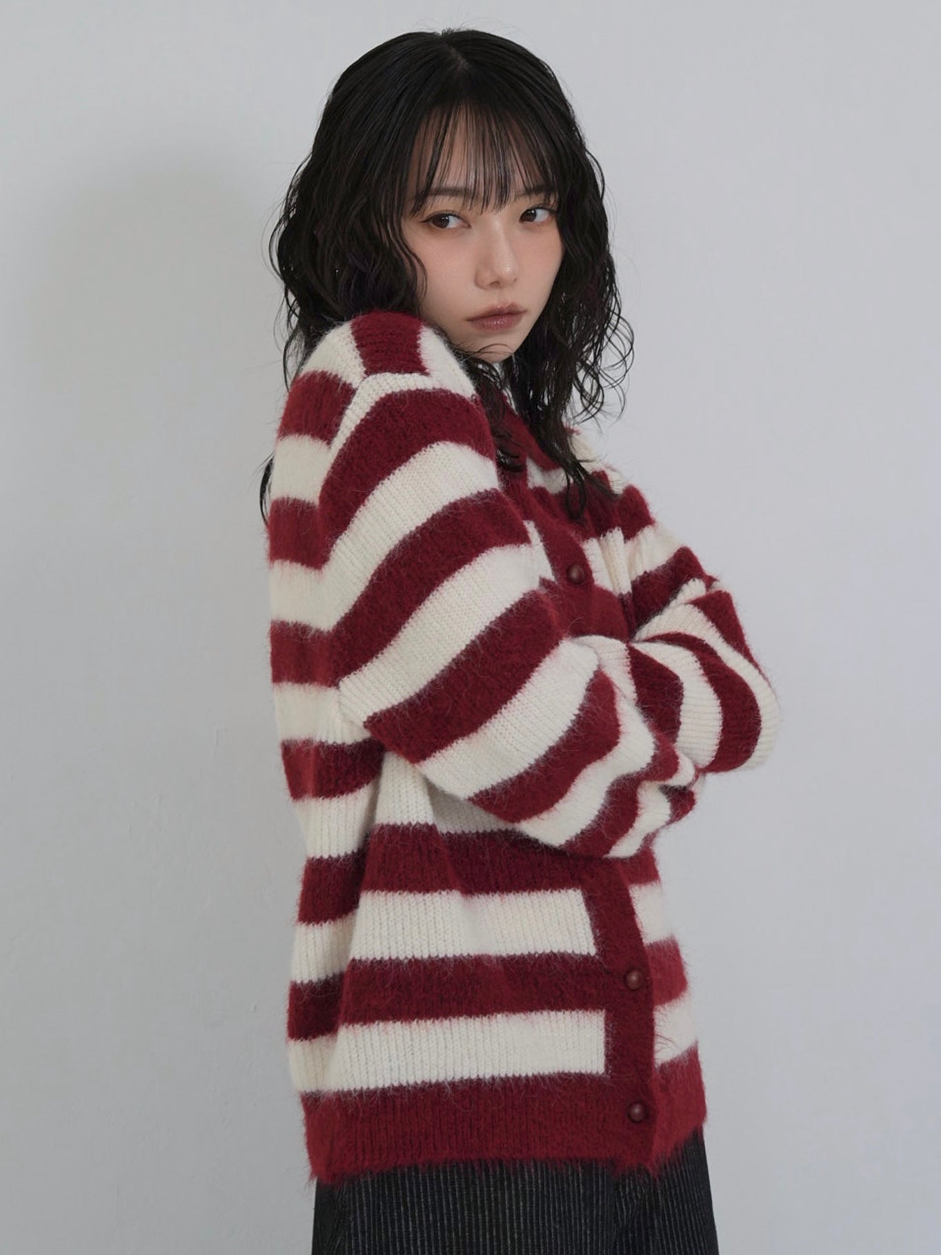 border color knit cardigan