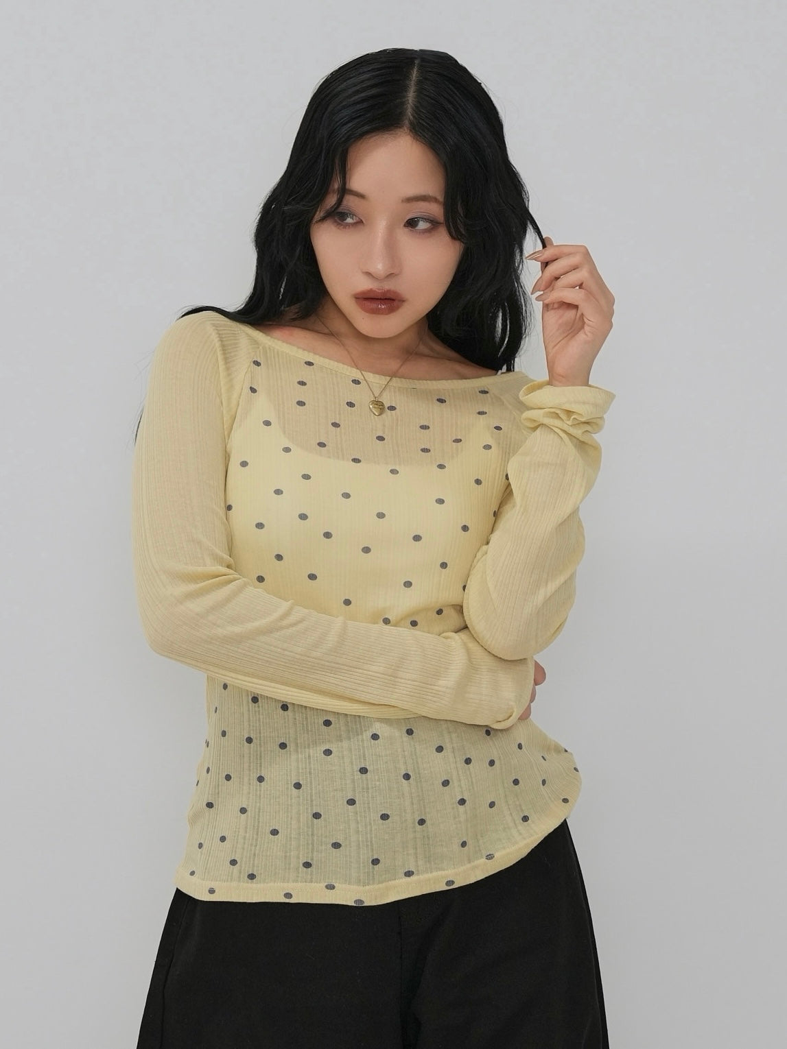 light dot raglan tops
