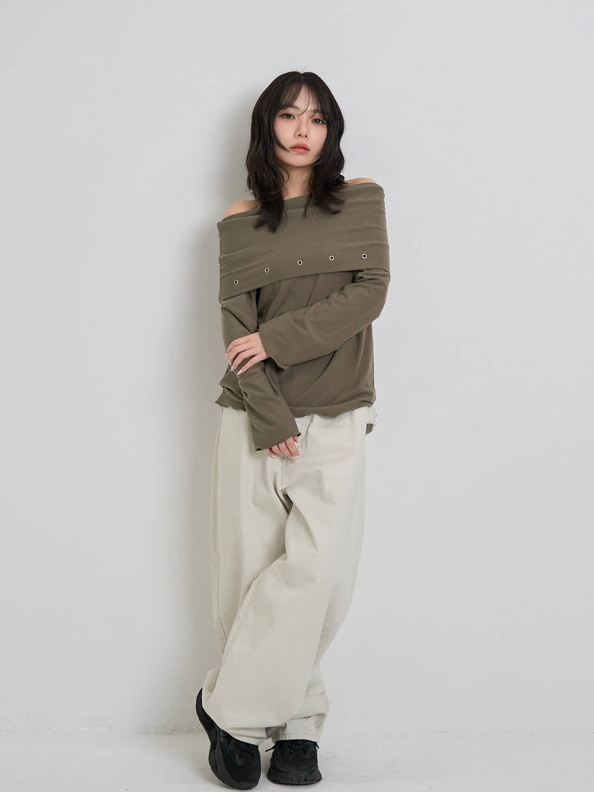 back belt detail wide pants