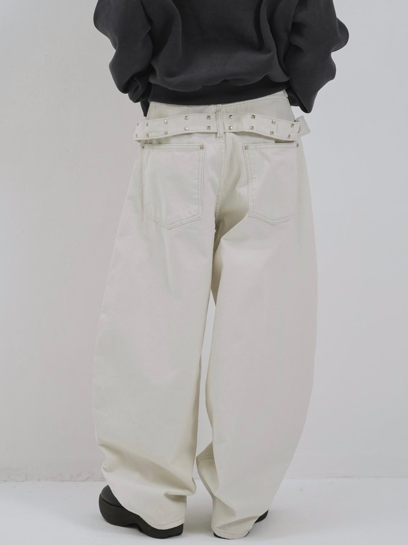 back belt detail wide pants