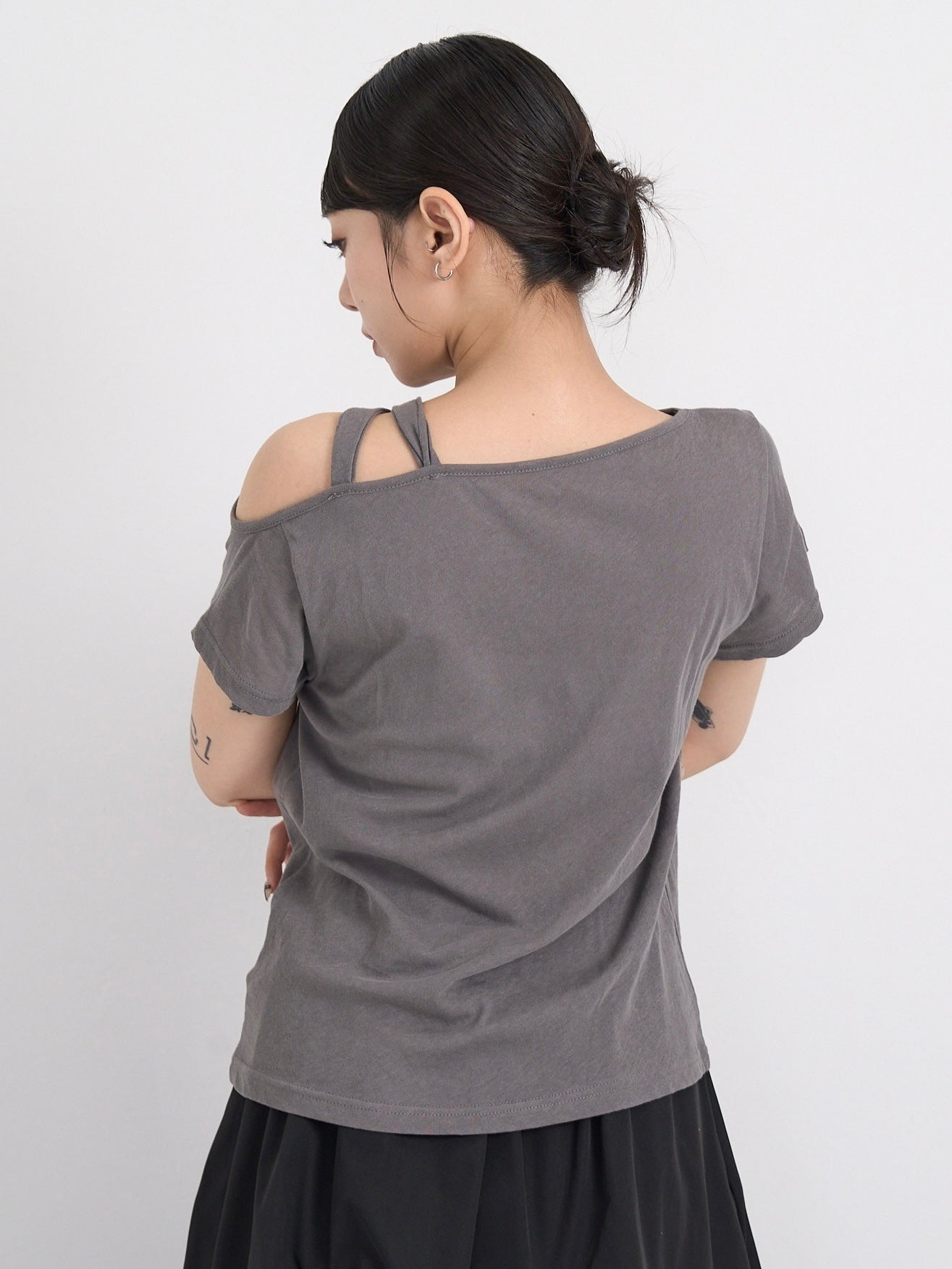 one shoulder cut tops