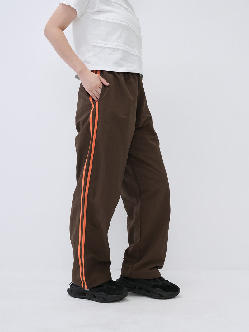 Parallel line pants