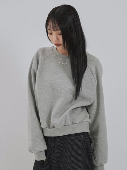 studs neck cropped sweat tops