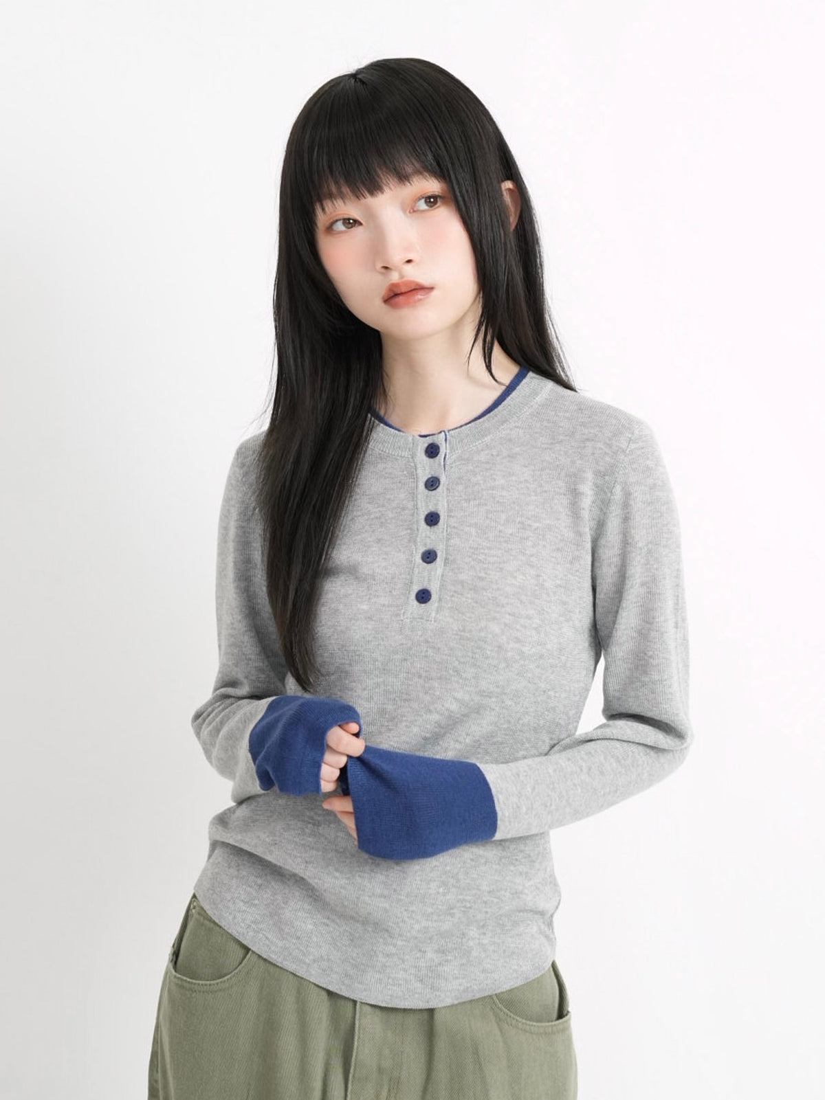 bicolor button round tops