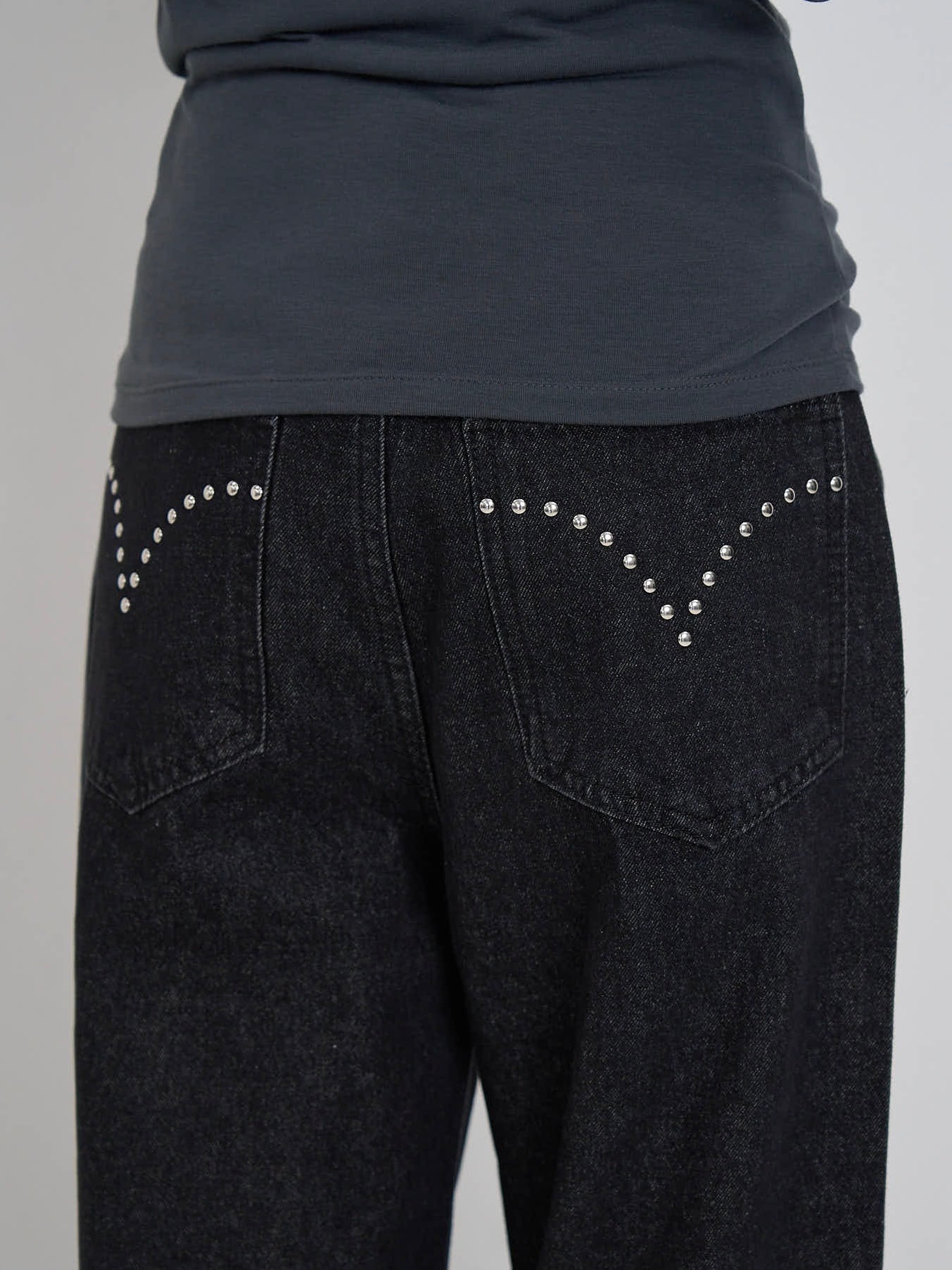 curve studs denim pants