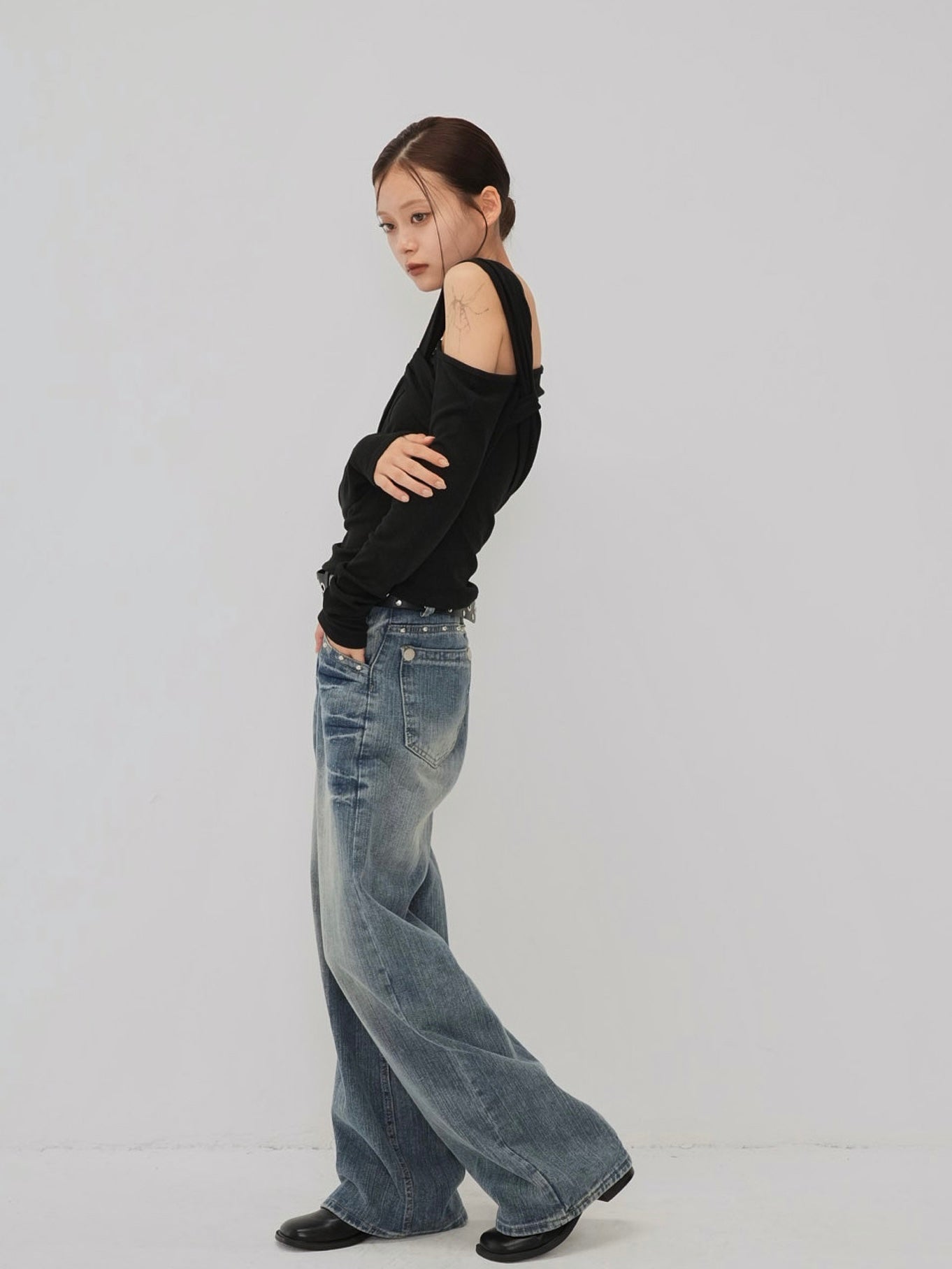 asymmetric shoulder tops