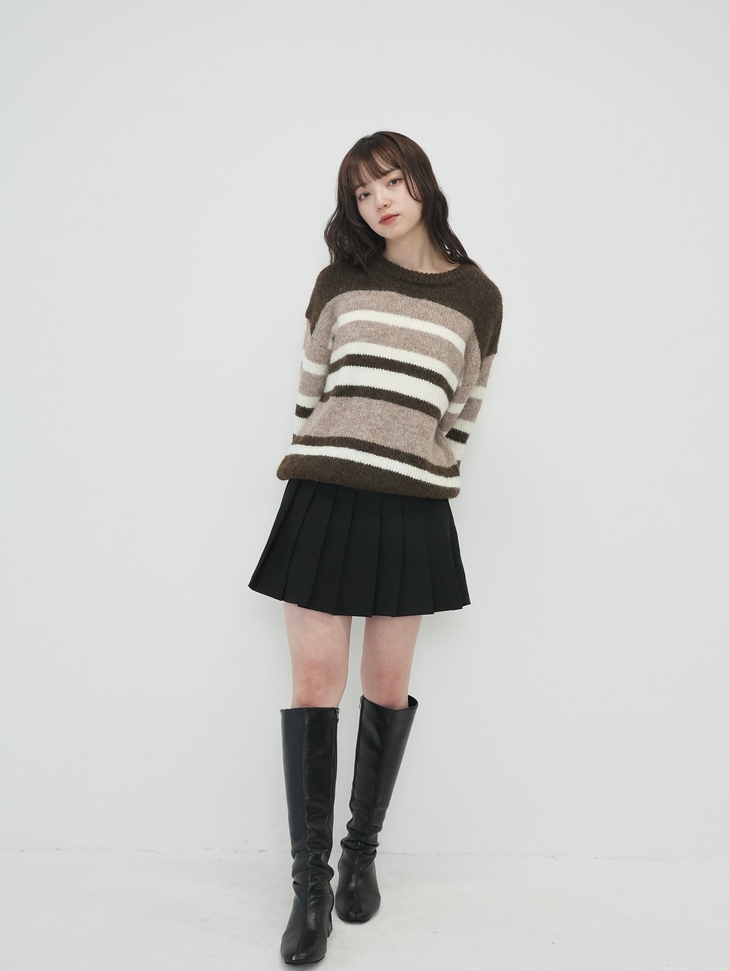 random boarder wool knit