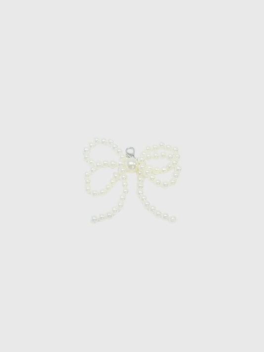 sneaker charm w ribbon