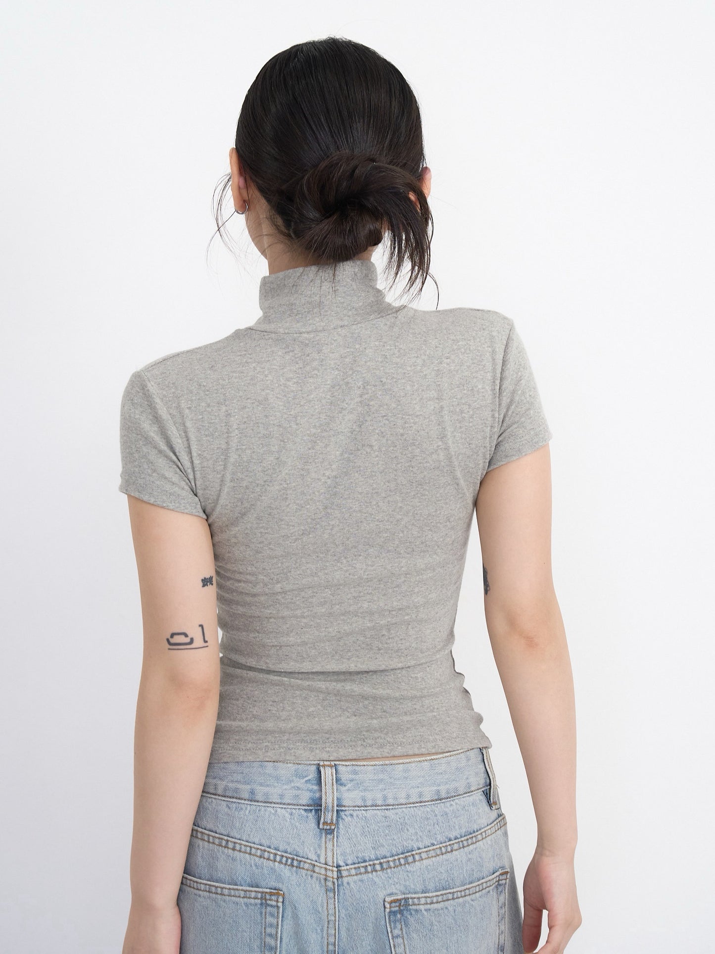 slim hook detail tops