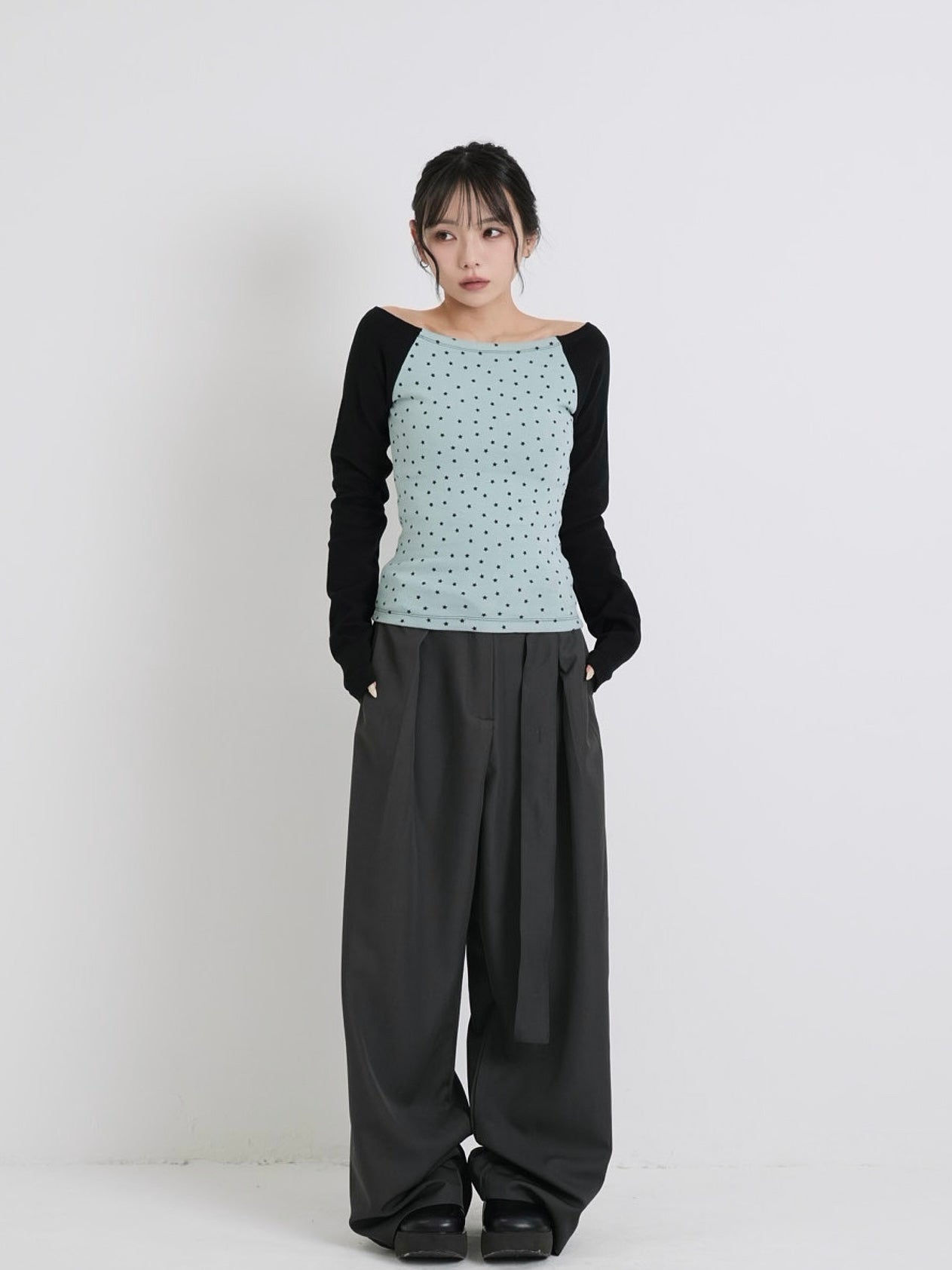 star dot raglan tops