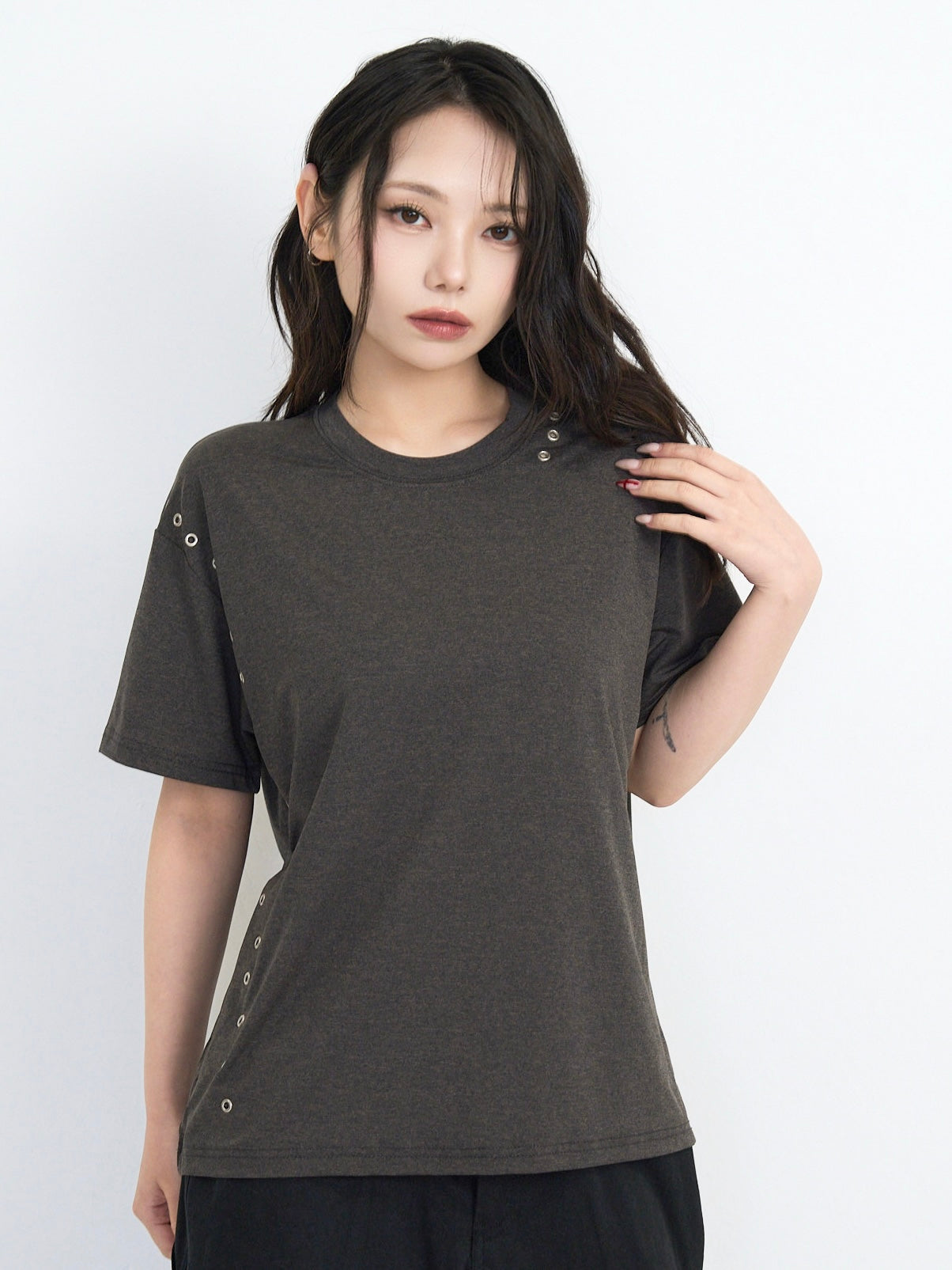 eyelet line tops