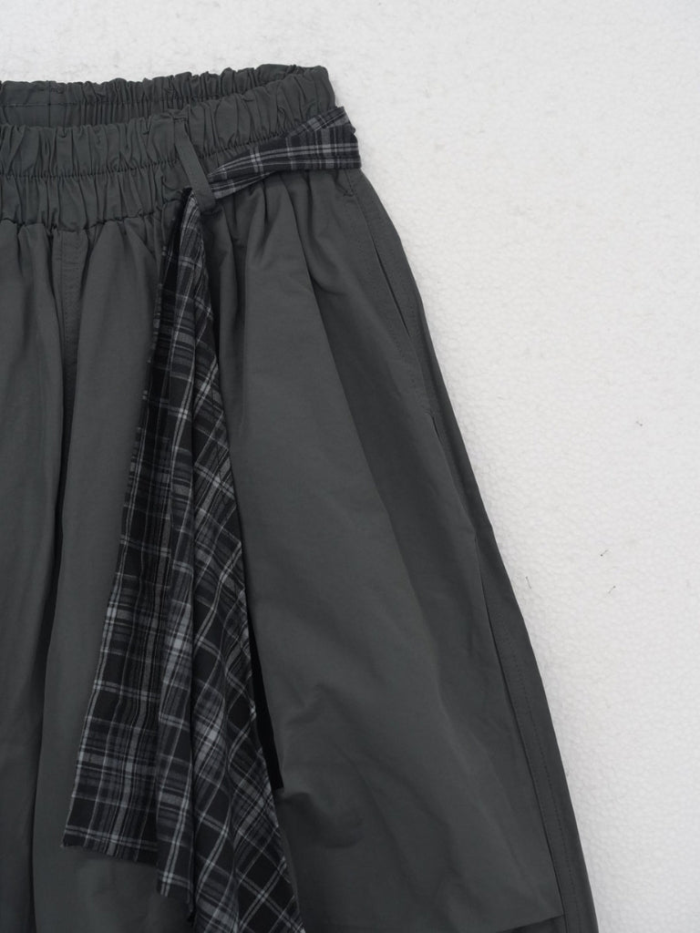 check loop wide pants
