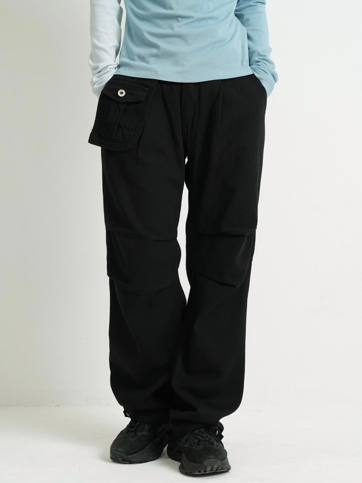 panel pocket cargo pants