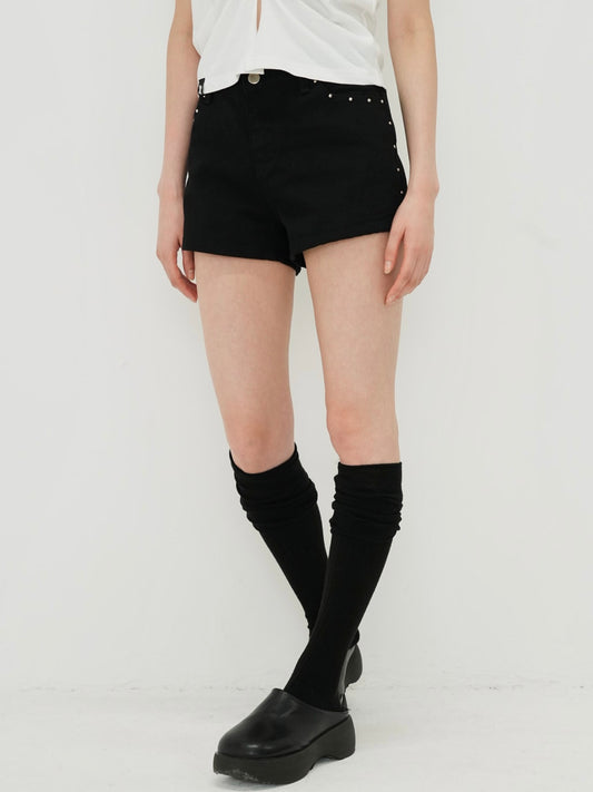 point studs shorts