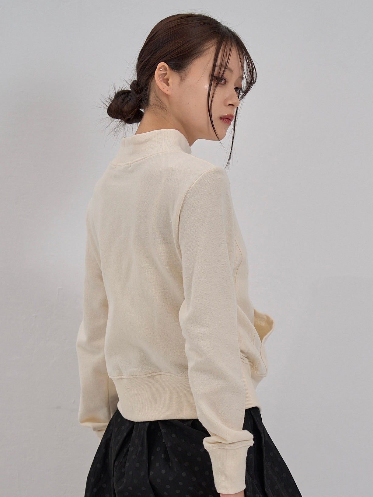 eyelet wave zip tops