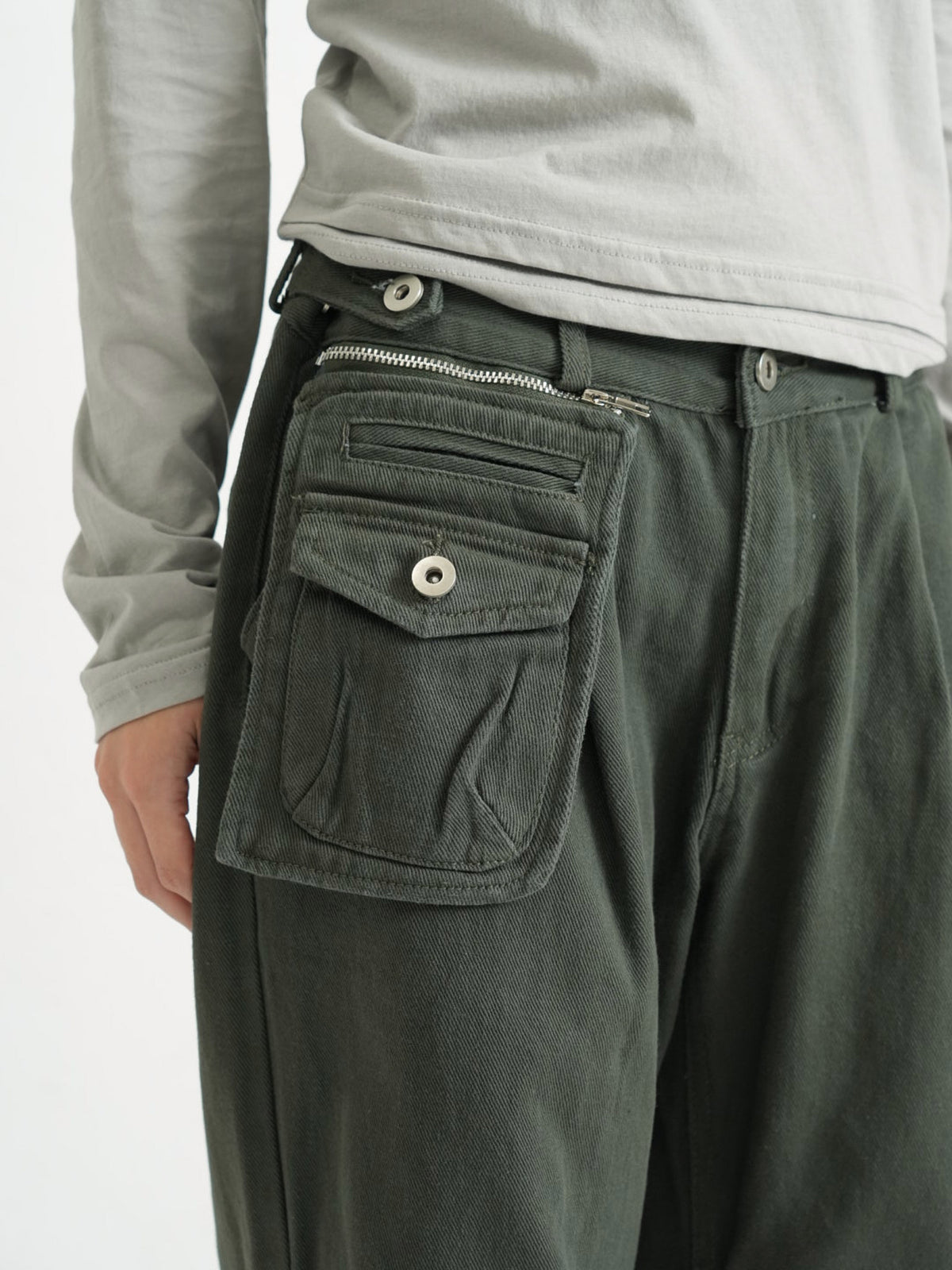 panel pocket cargo pants