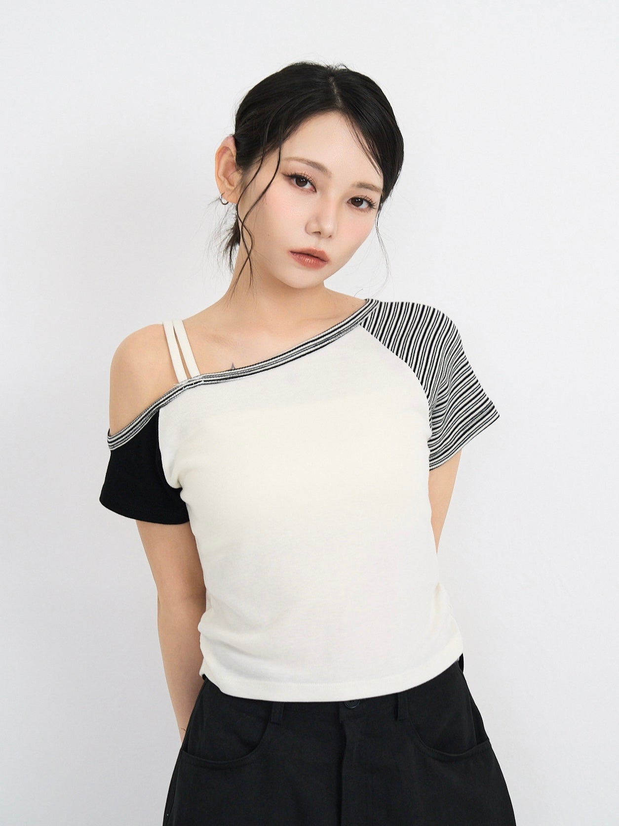 contrast one shoulder tops