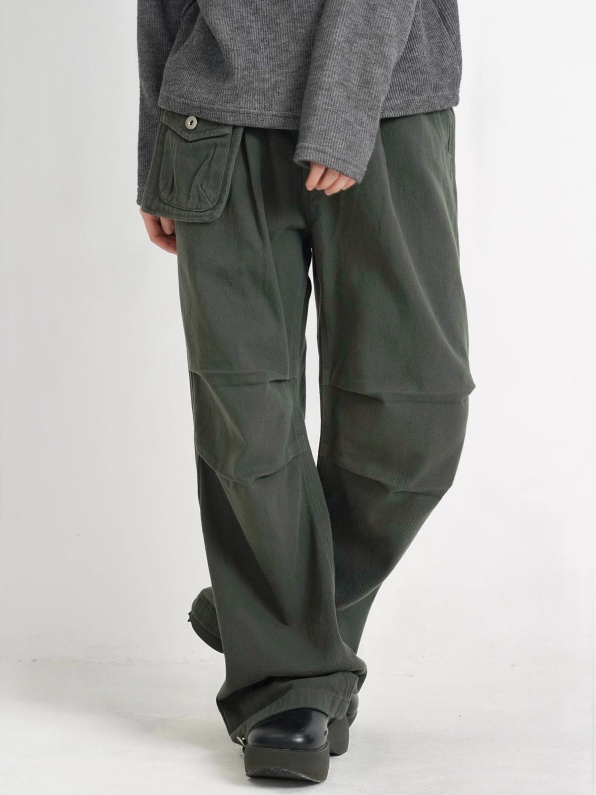 panel pocket cargo pants