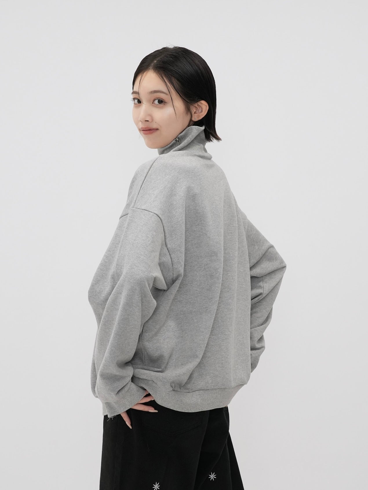 unique zip sweat