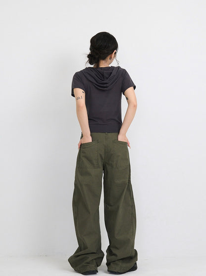 ‫low rise cargo pocket wide pants ‬