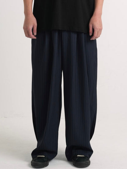 wide stripe tuck pants