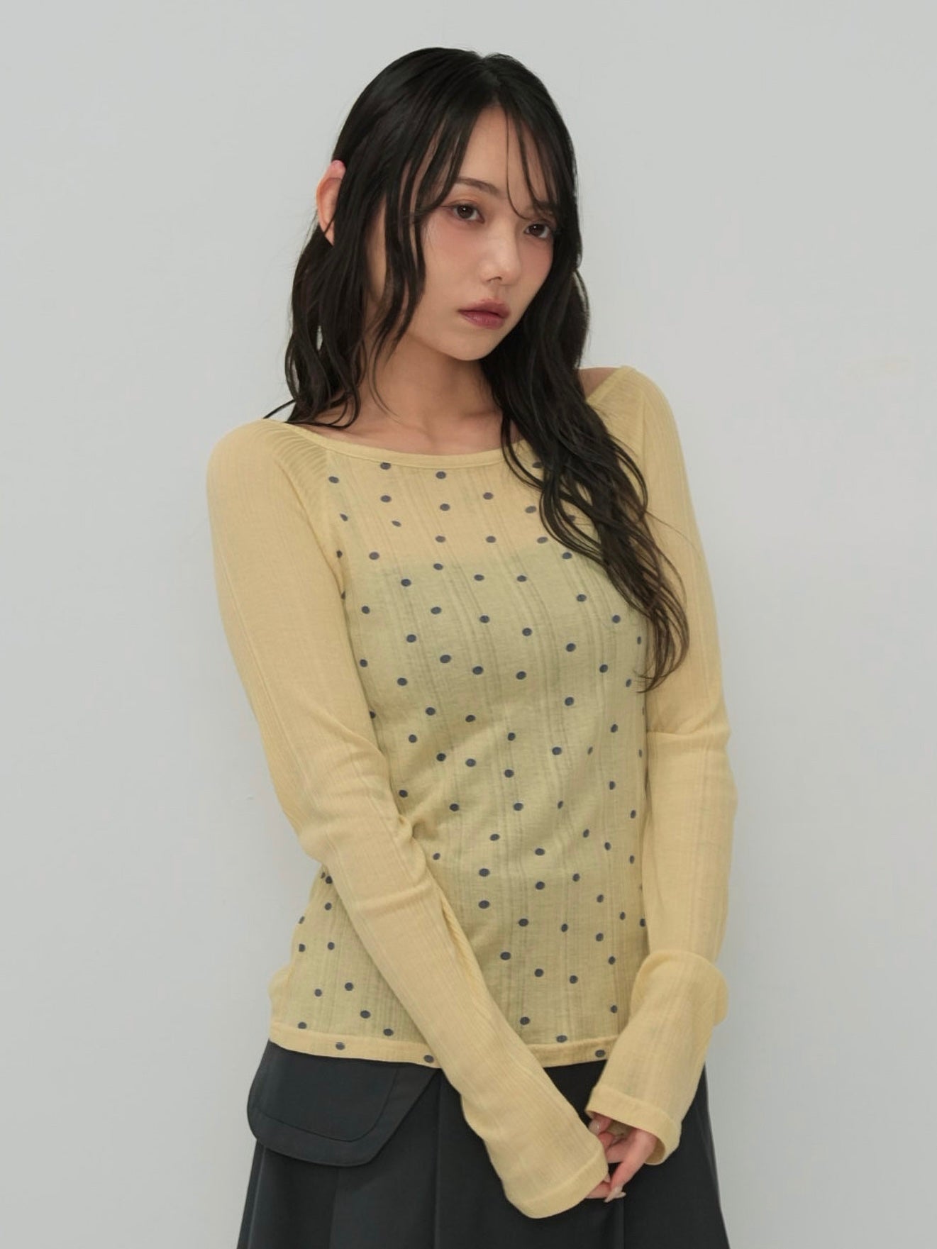 light dot raglan tops