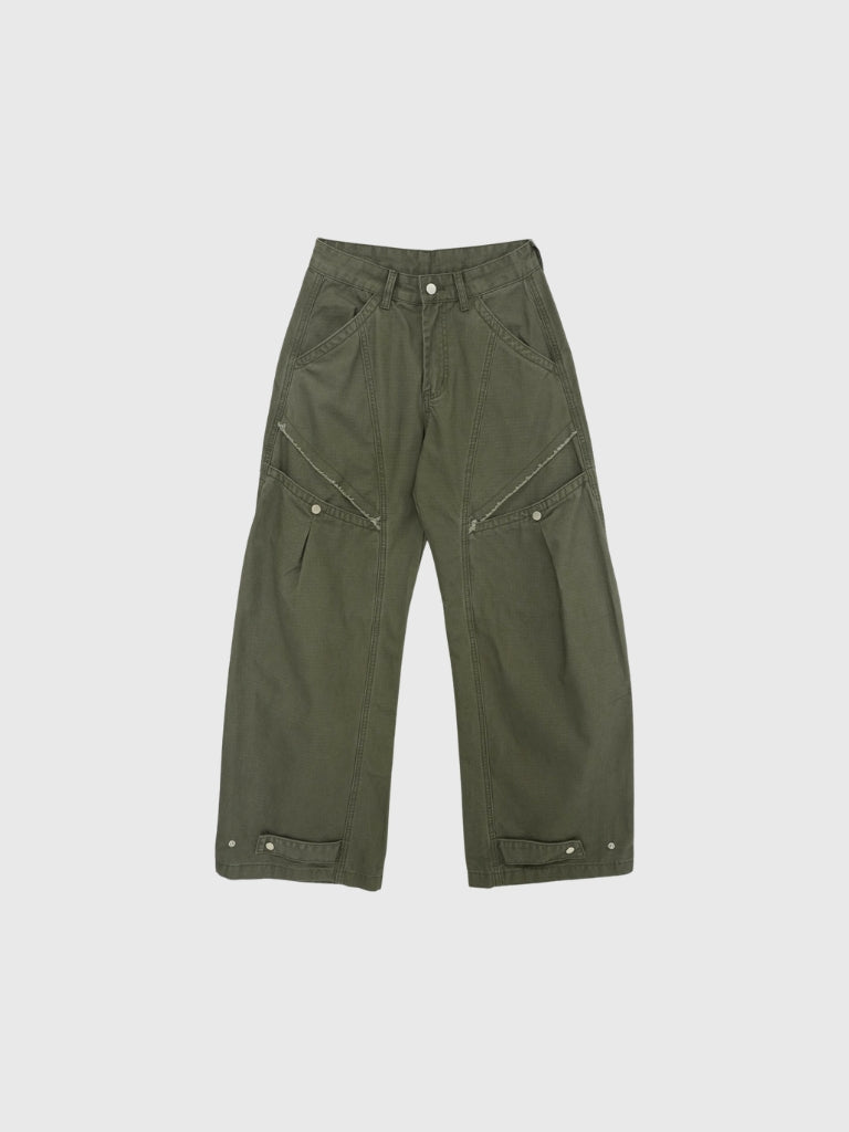 ‫low rise cargo pocket wide pants ‬